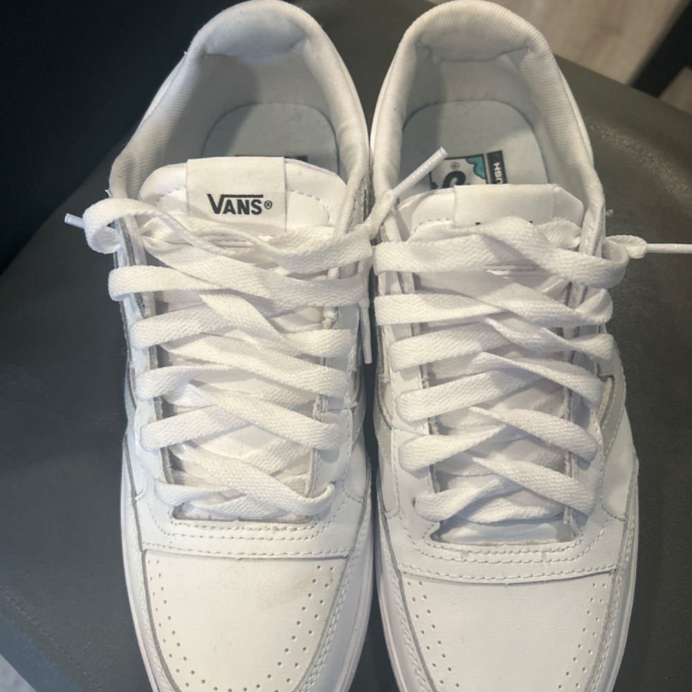 Like Brand New Vans White Lowland Sneakers - Picture 5 of 10